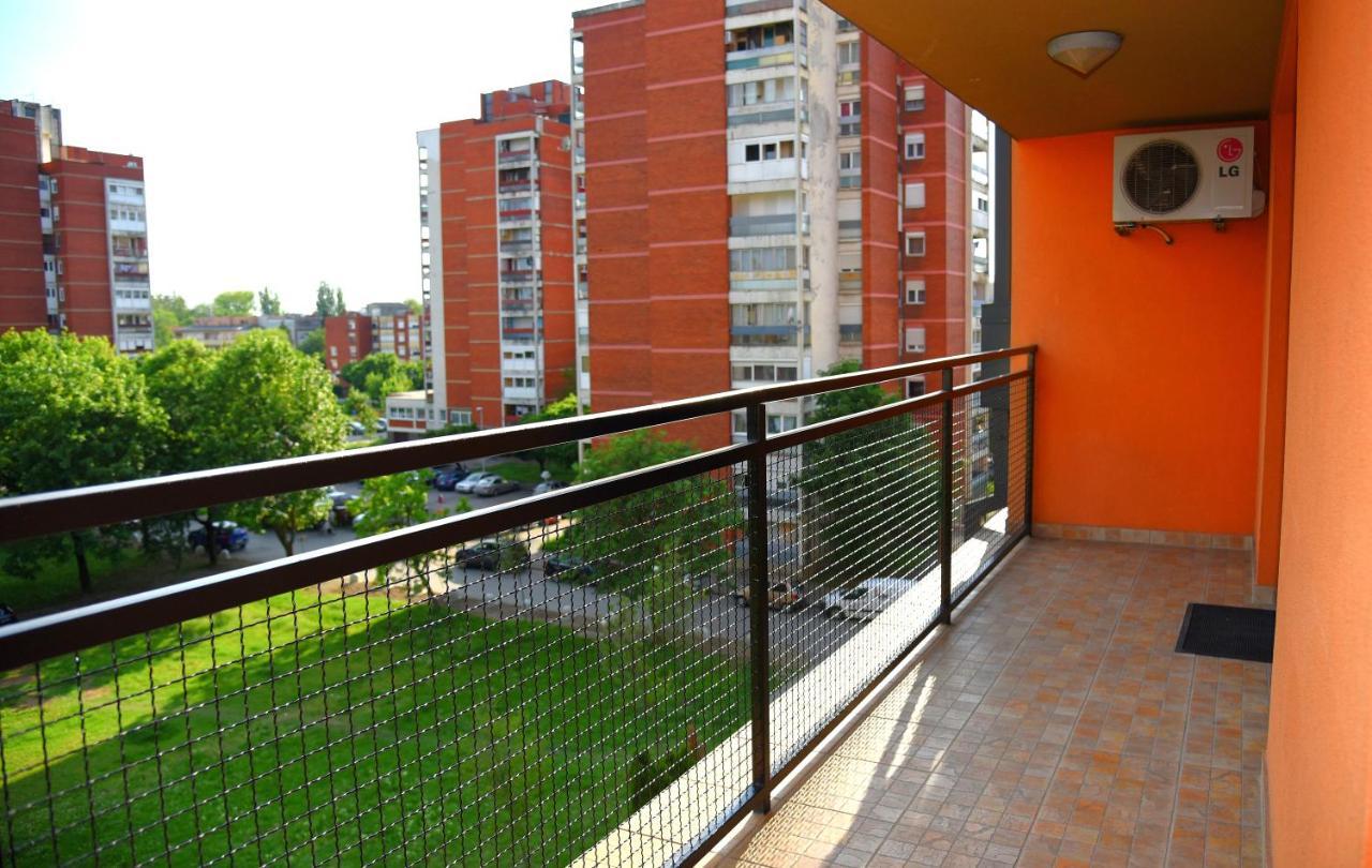Apartman Elly Slavonski Brod Dış mekan fotoğraf