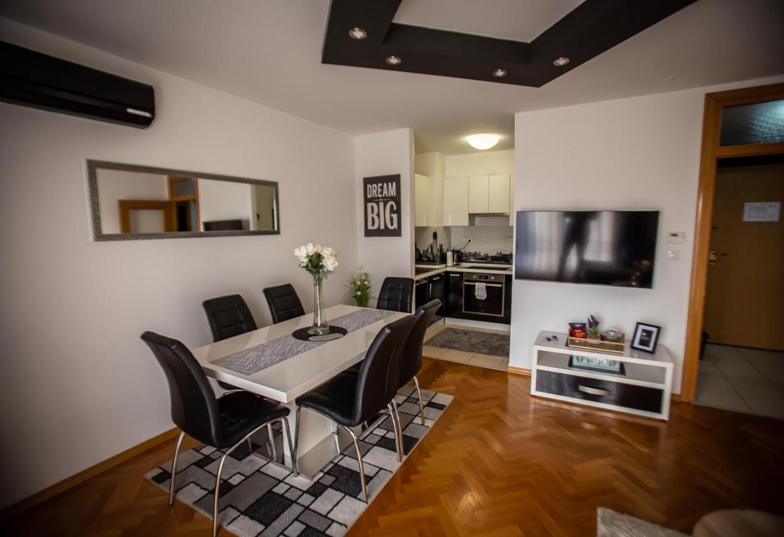 Apartman Elly Slavonski Brod Dış mekan fotoğraf
