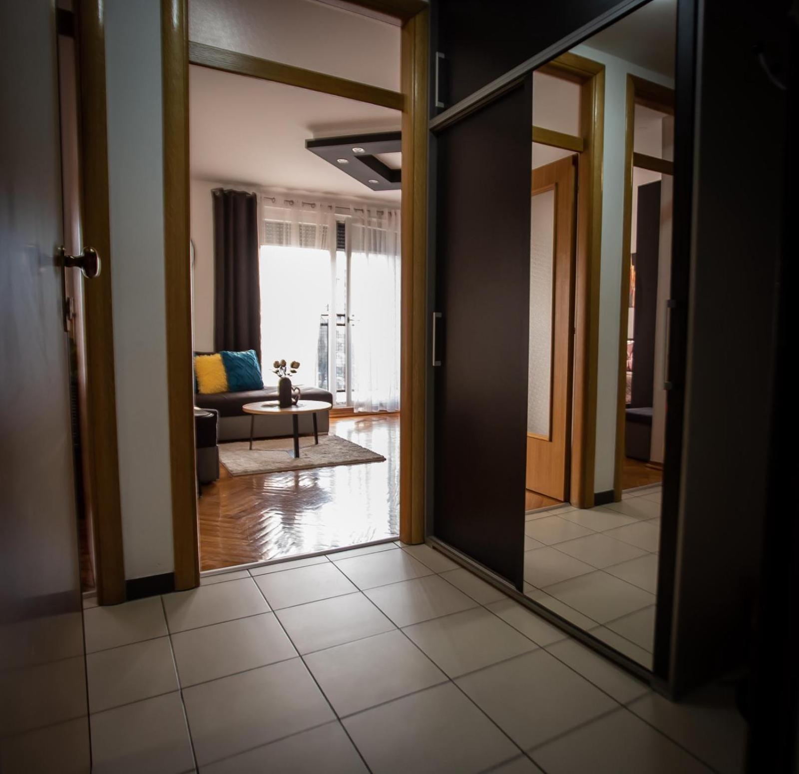 Apartman Elly Slavonski Brod Dış mekan fotoğraf